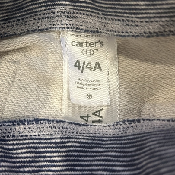 Carter’s & OshKosh B’ Gosh Gray Shorts Bundle in Size 3-4T - Picture 3 of 8